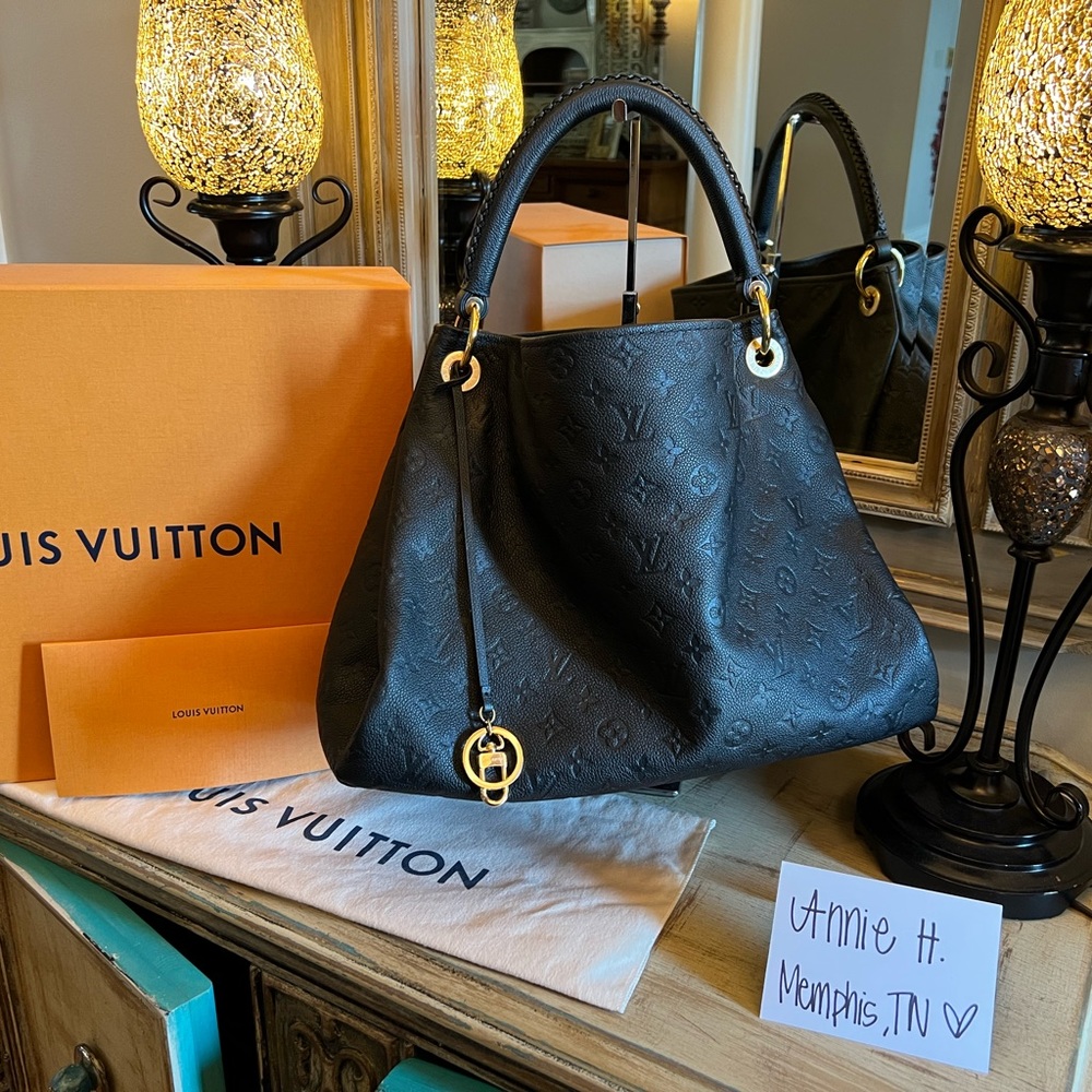 🖤🖤Louis Vuitton Artsy Empriente MM Black🖤🖤